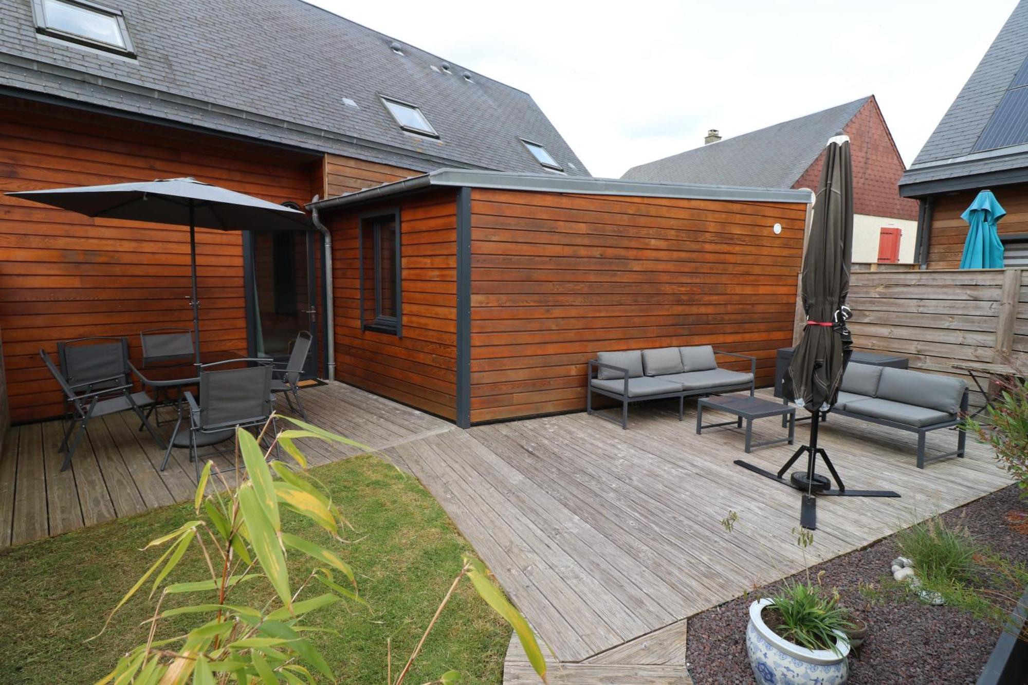 Maison Avec Terrasses A 300M De La Mer Juno Beach Bernieres-sur-Mer Bagian luar foto