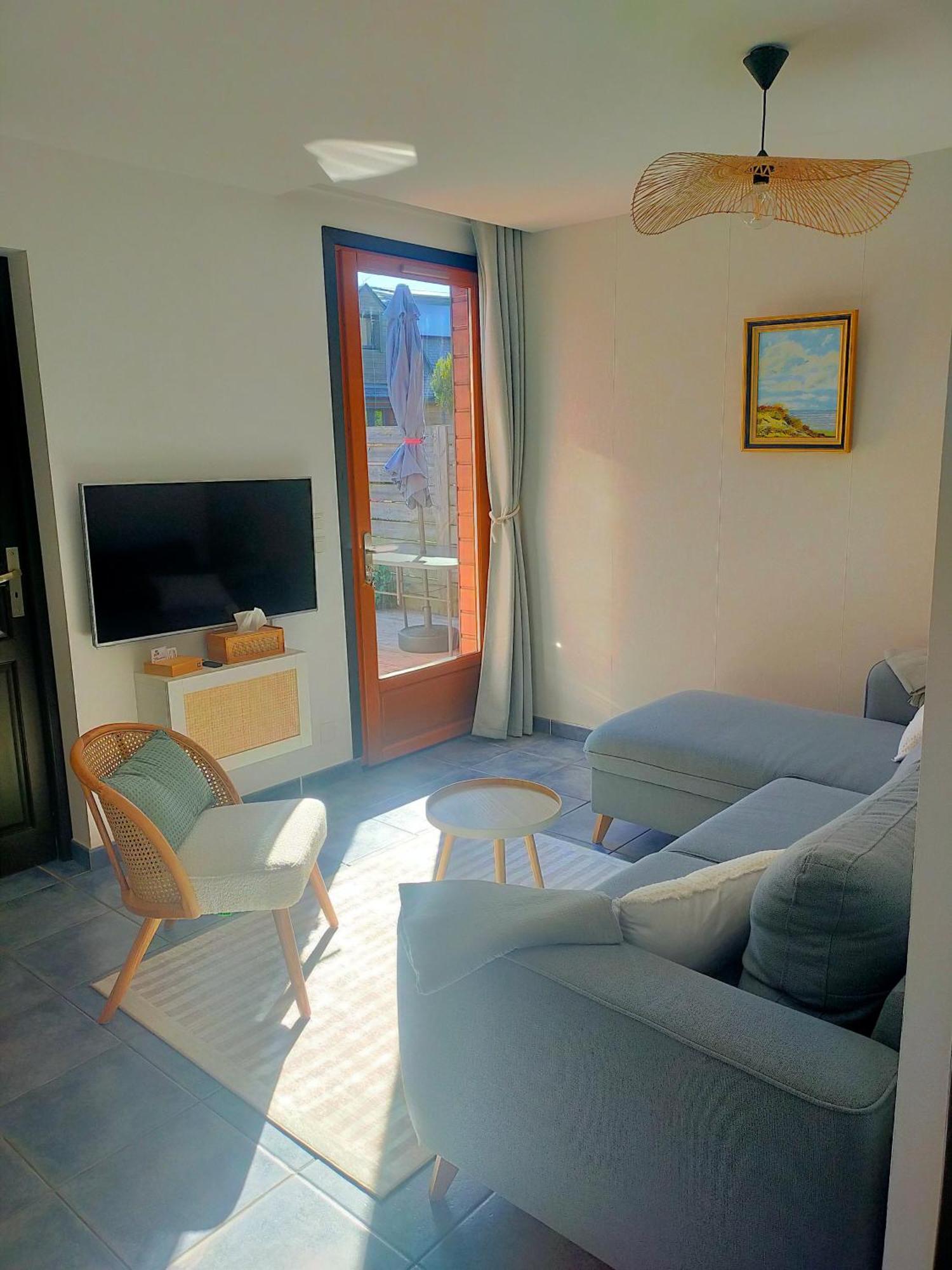 Maison Avec Terrasses A 300M De La Mer Juno Beach Bernieres-sur-Mer Bagian luar foto